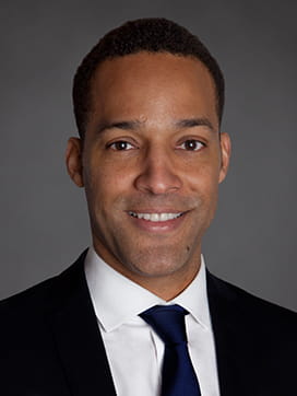 Harry Brun Headshot